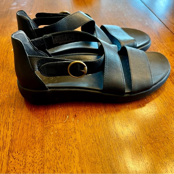 Vionic Harmony RX sandals size 8.5W EUC - Picture 2 of 7